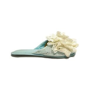 Vintage 1960s blue cotton ivory eyelet lace peep toe cottagecore slippers